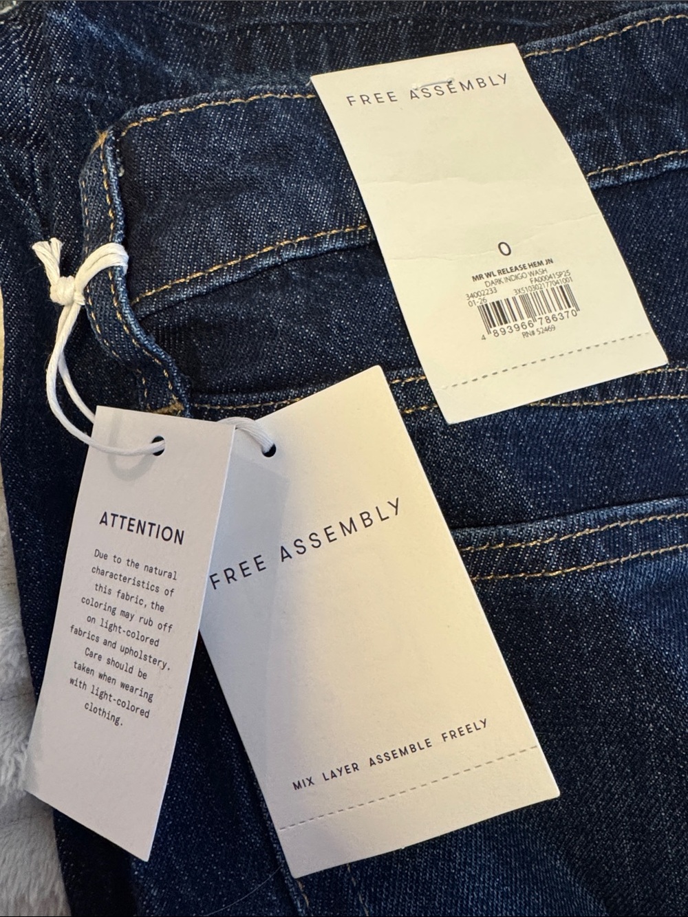 Cropped Wide Leg Raw Hem High Rise Denim Jeans - Free Assembly - Picture 6 of 6